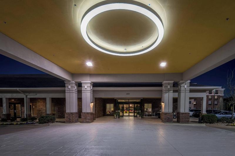 Hotel Springhill Suites By Marriott Denton