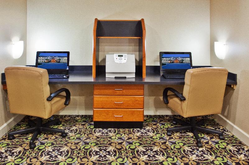 فندق Comfort Inn & Suites