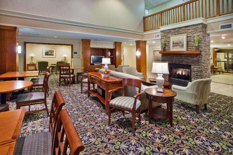 فندق Comfort Inn & Suites