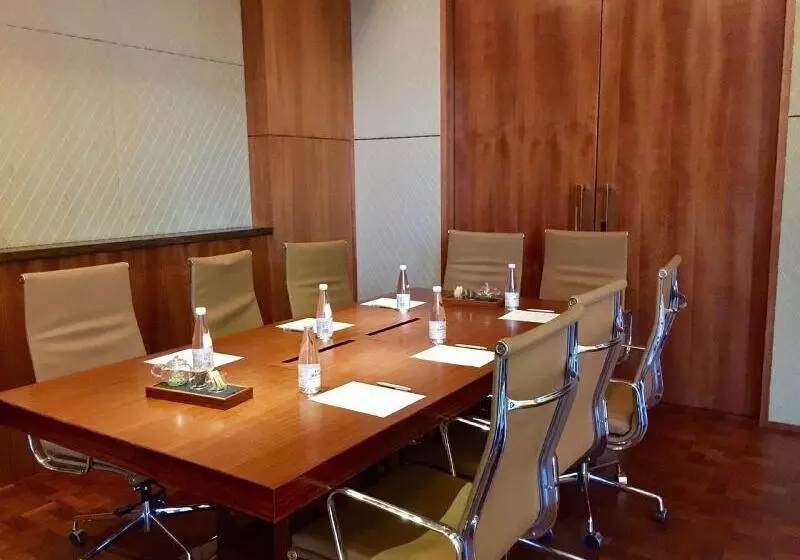 The Sandalwood, Beijing Marriott Executive Apartments