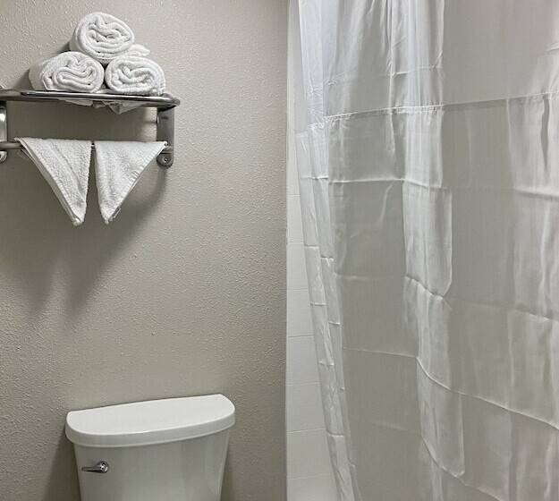 فندق Days Inn By Wyndham Newnan