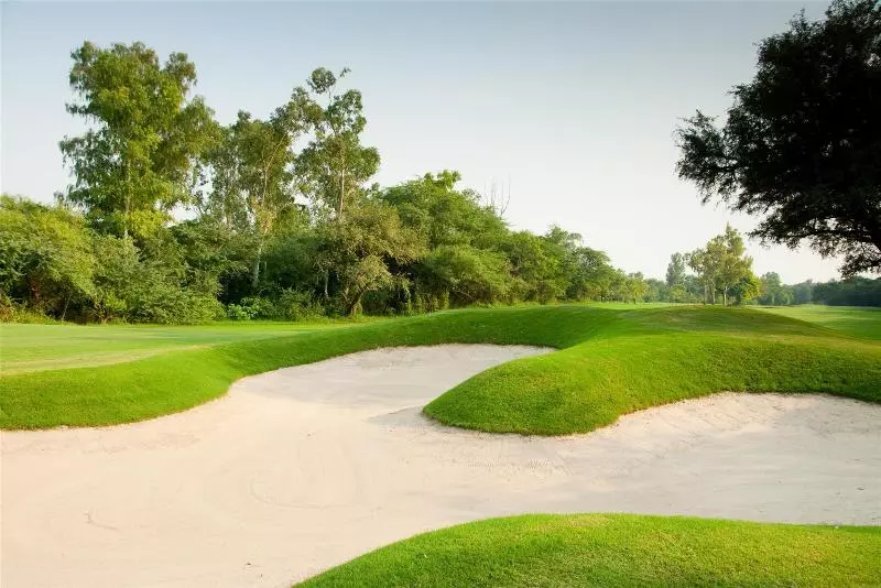 Hotelli Gunung Geulis Cottages Managed By Royal Tulip