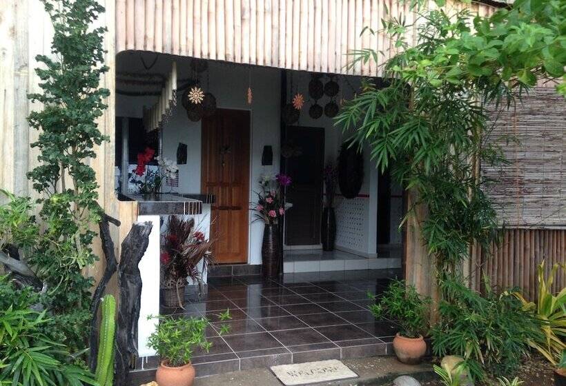 בית מלון כפרי Jao Bay Resort