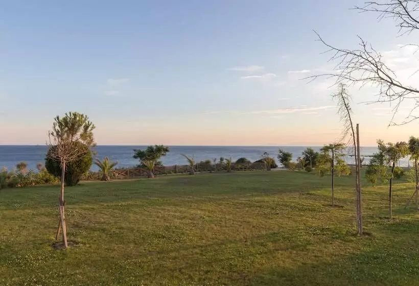 Hotelli King Maron Wellness Beach