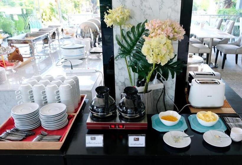 The Cheewin Hotel And Convention