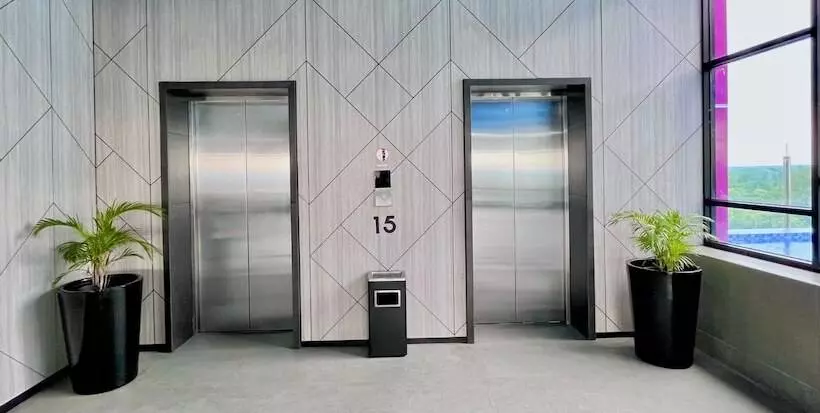 Hotelli The Zuri Baturaja