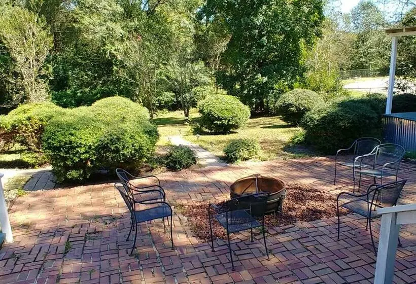 تختخواب و صبحانه 3 Sisters Cottages