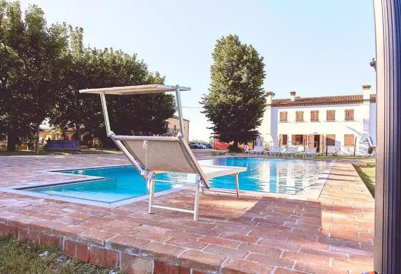 ホテル Agriturismo La Foscarina