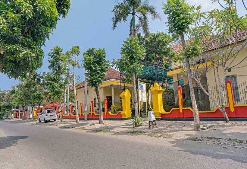 酒店 Capital O 90693 Orchid