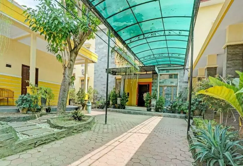 Hotelli Capital O 90693 Orchid