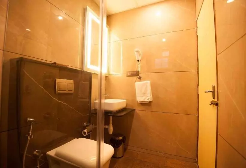 هتل Mc Suites Mysuru