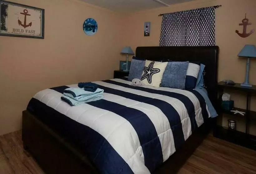ペンション Room In Apartment   Pleasant Days Bb Manatee Room