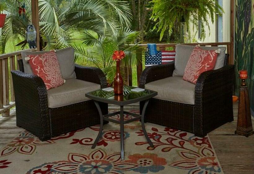 Пансион Room In Apartment   Pleasant Days Bb Manatee Room