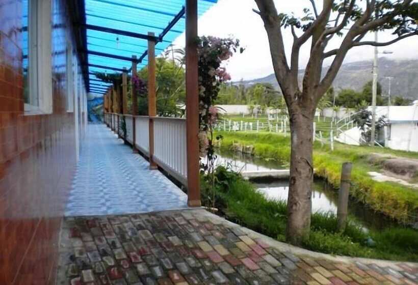 הוסטל Hosteria San Vicente