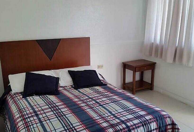 הוסטל Hosteria San Vicente