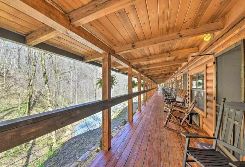 Retkeilymaja The Lodge Nantahala River