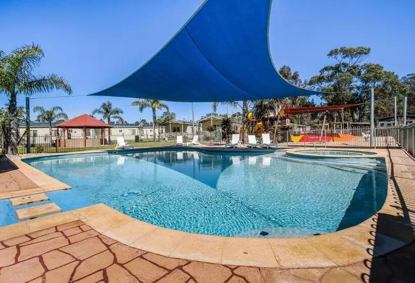 Hotelli Paynesville Holiday Park