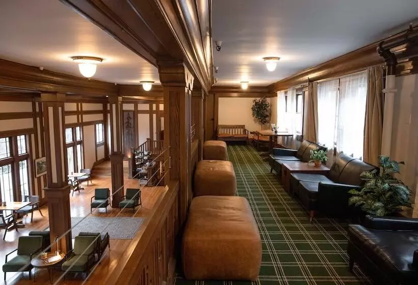 Hotelli Scotia Lodge