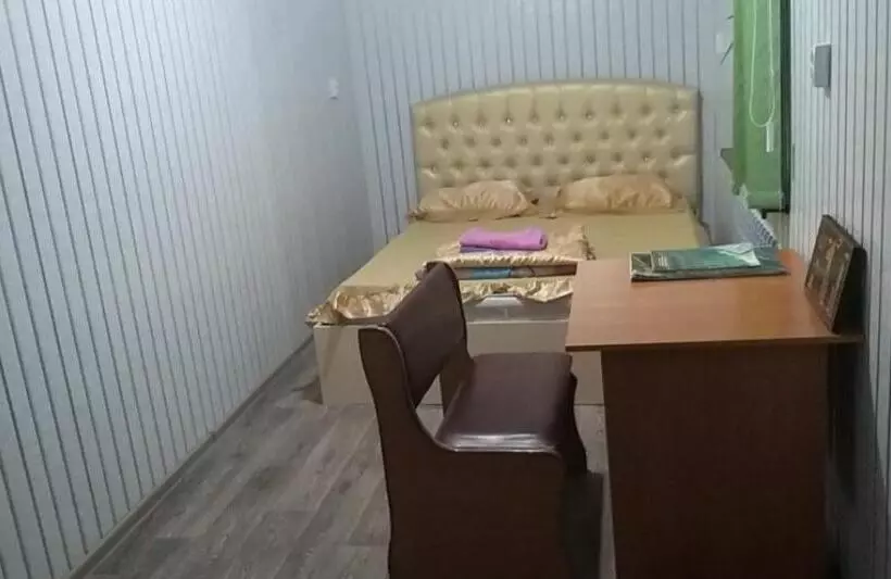 پانسیون хостел кафе 777