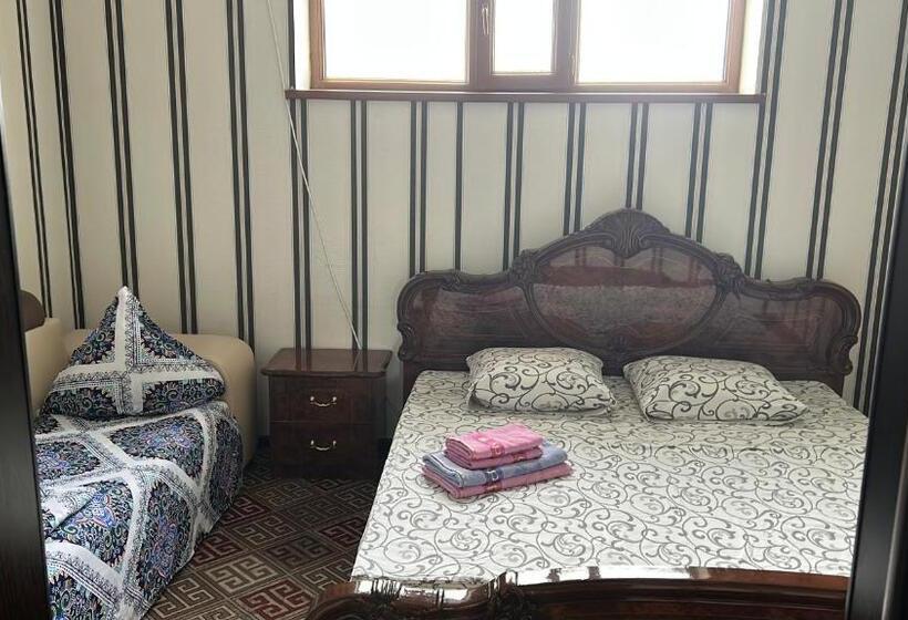 پانسیون хостел кафе 777