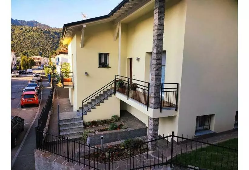 Pension Lora Giusta Guest House