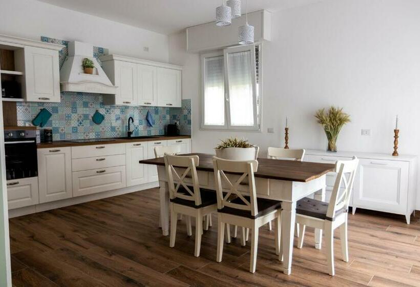 פנסיון Lora Giusta Guest House