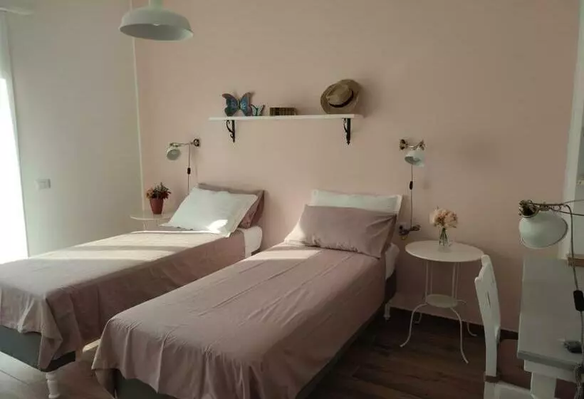 Pension Lora Giusta Guest House