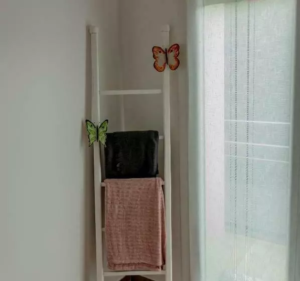 Pension Lora Giusta Guest House