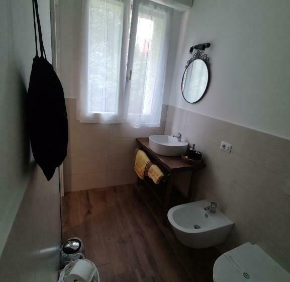 פנסיון Lora Giusta Guest House