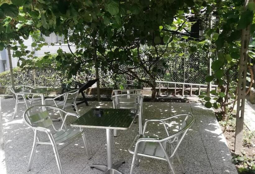 פנסיון Lora Giusta Guest House