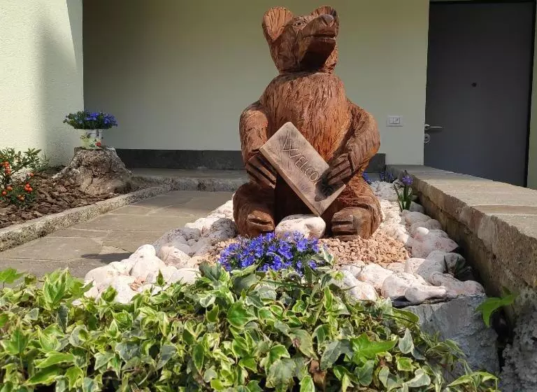 Pension Lora Giusta Guest House