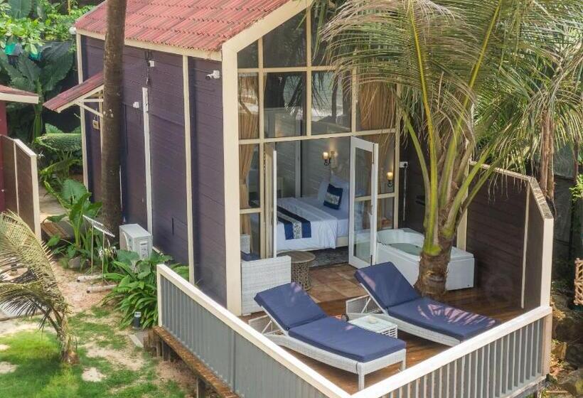 Resort The Ark Comforts