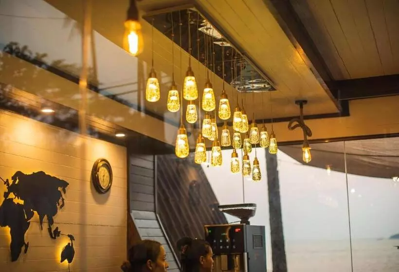 リゾートホテル The Ark Comforts