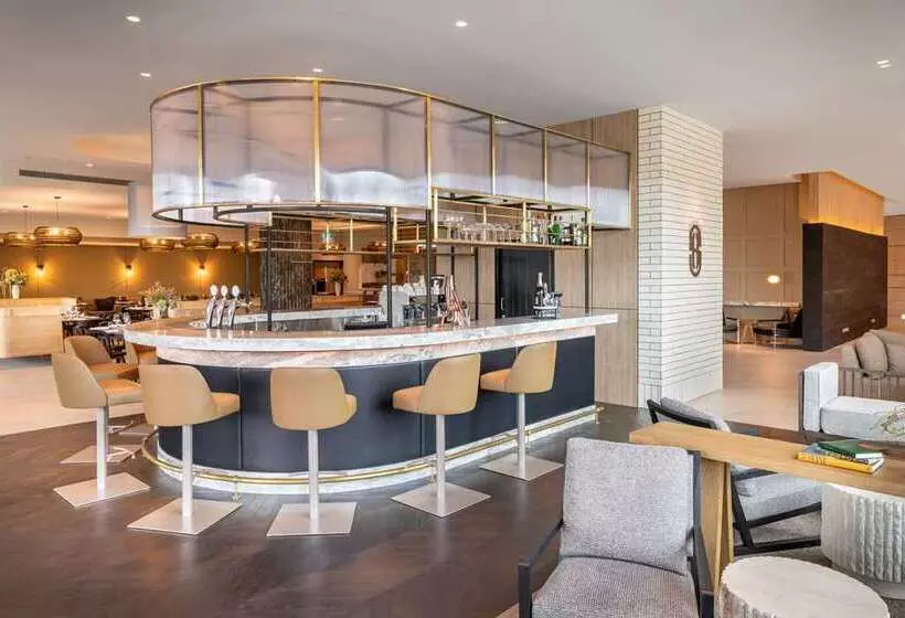 ホテル Doubletree By Hilton Auckland Karaka
