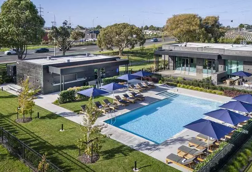 ホテル Doubletree By Hilton Auckland Karaka