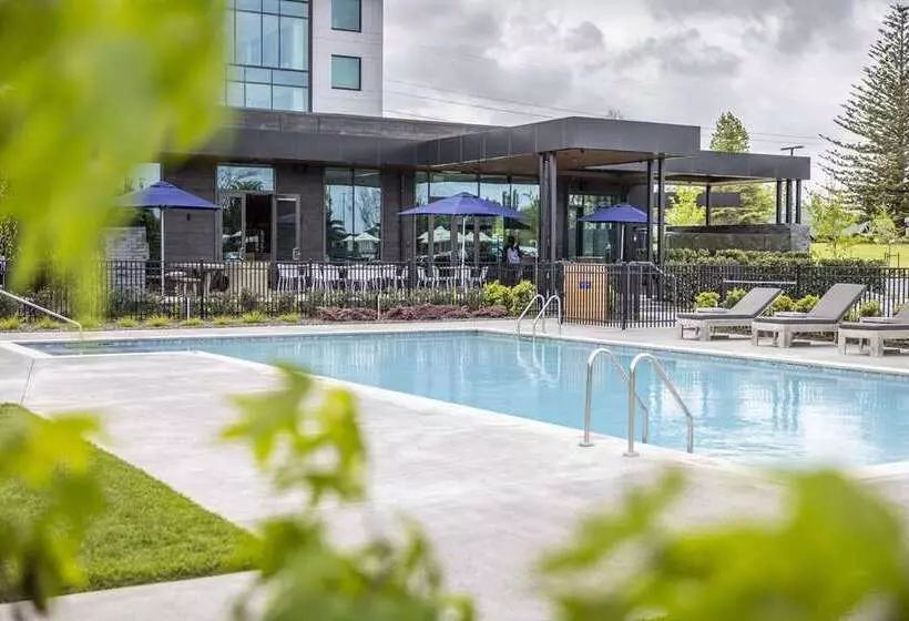 ホテル Doubletree By Hilton Auckland Karaka