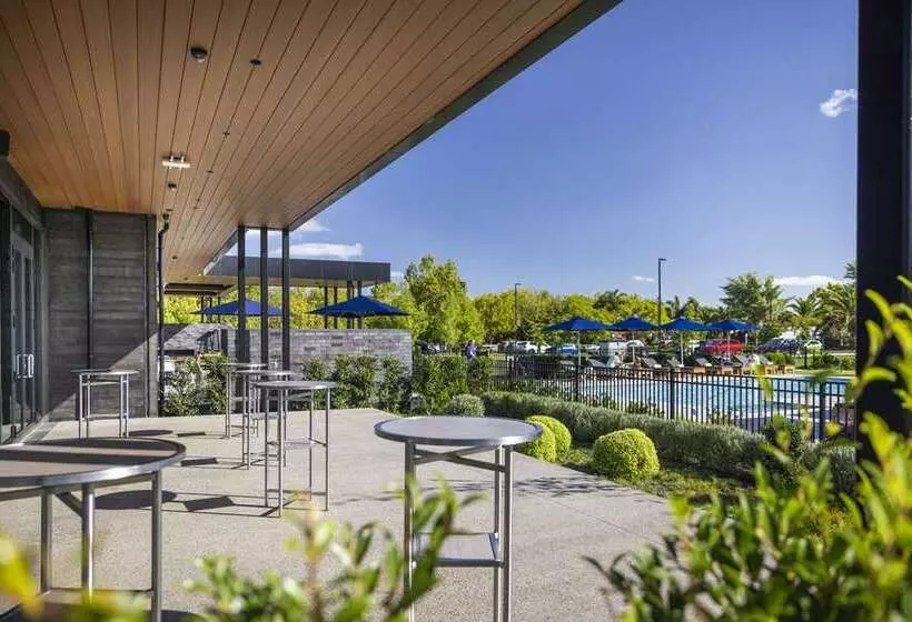 ホテル Doubletree By Hilton Auckland Karaka