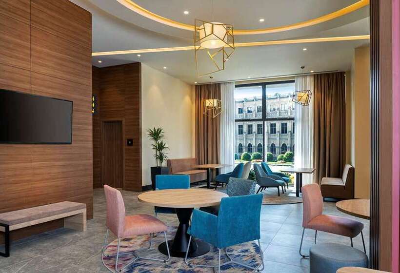 Hotel Hampton By Hilton Tashkent