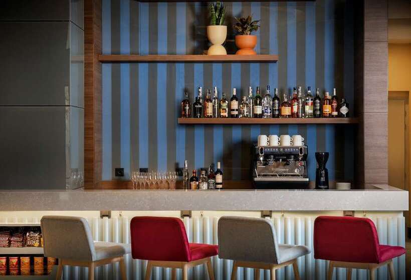 Hotel Hampton By Hilton Tashkent