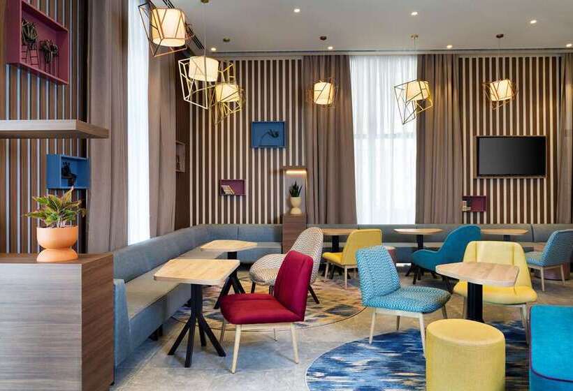 Hotel Hampton By Hilton Tashkent