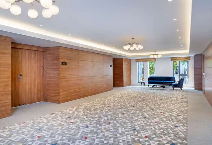 Hotel Hampton By Hilton Tashkent