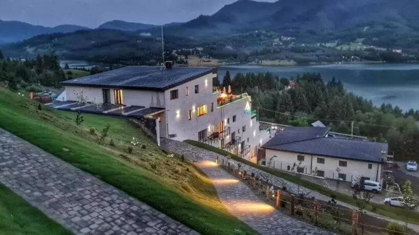 Hotelli Panoramic Colibita