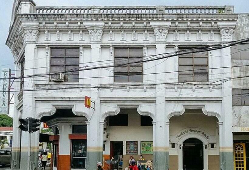 Hotel Reddoorz @ Baldevia Silay