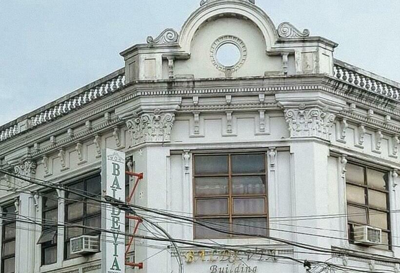 Hotel Reddoorz @ Baldevia Silay