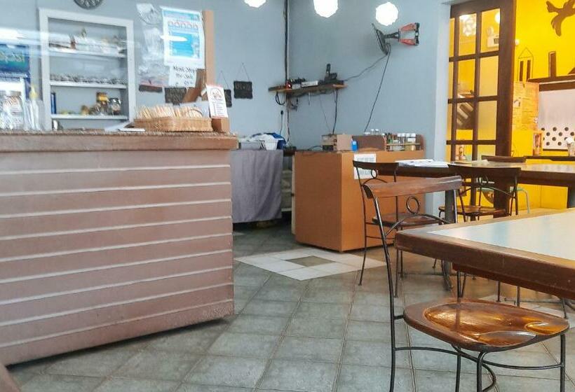 Hotel Reddoorz @ Baldevia Silay