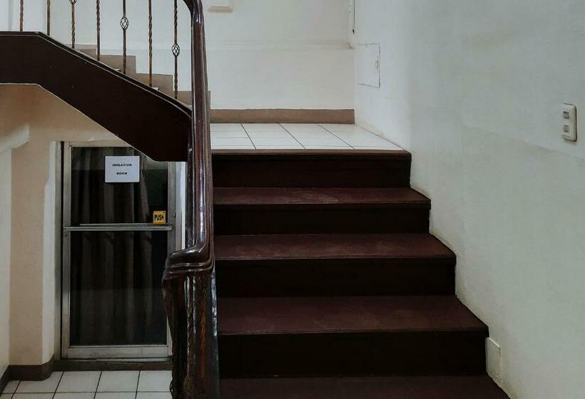 Hotel Reddoorz @ Baldevia Silay