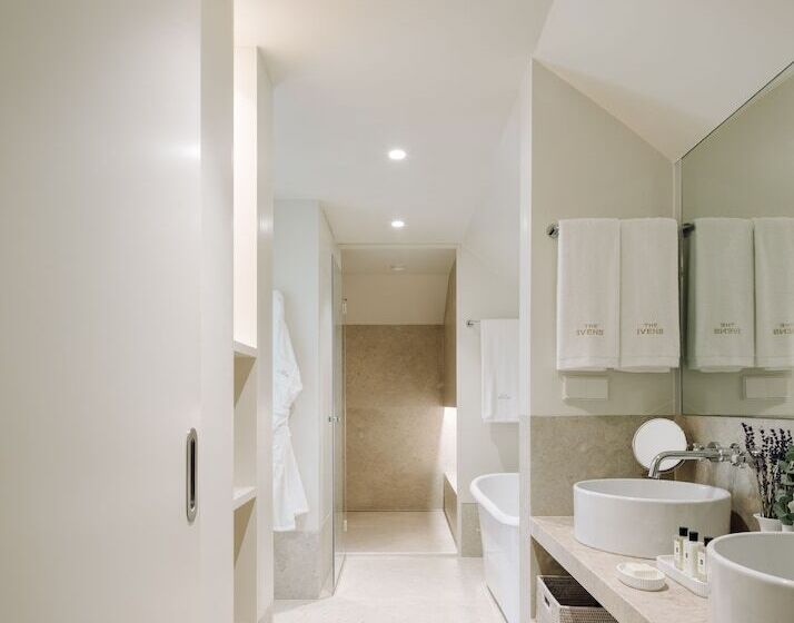 هتل The Ivens, Autograph Collection