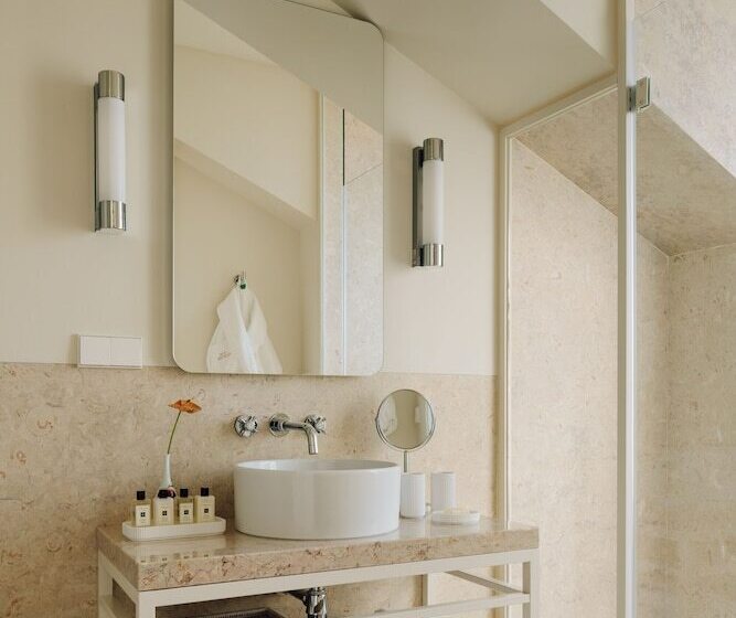 هتل The Ivens, Autograph Collection