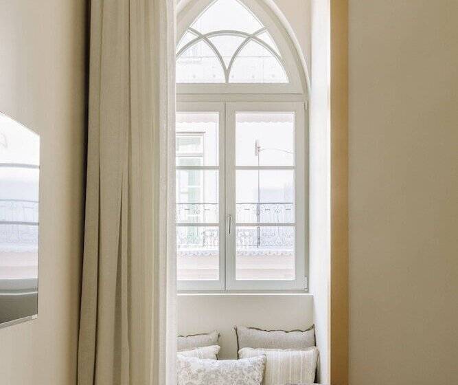 هتل The Ivens, Autograph Collection