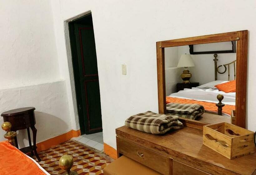 منتجع Casa Museo Alcantus